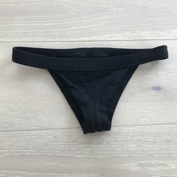 Black Ribbed Frankie’s Bikinis Bikini skimpy Bottom sz Small s - Picture 1 of 5